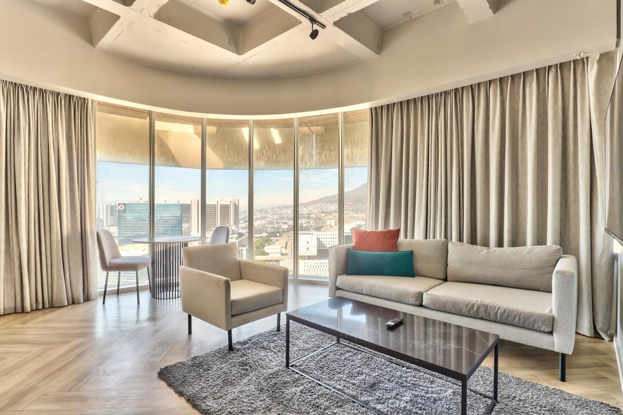 Wink Aparthotel One Thibault Cape Town Bagian luar foto